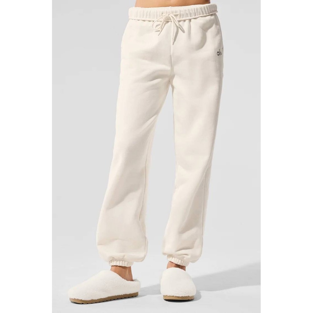 Alo Yoga Accolade Sweatpants Womens M Ivory Bone Athleisure Relaxed Joggers